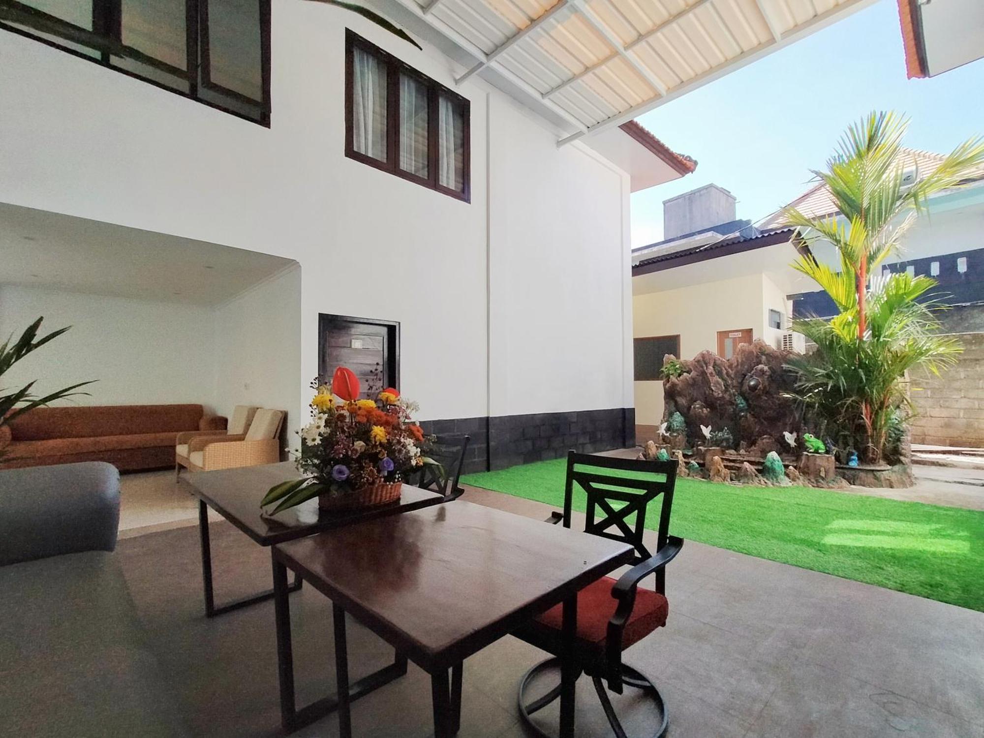 Carstenzs Home Kuta Kuta Lombok Exterior foto