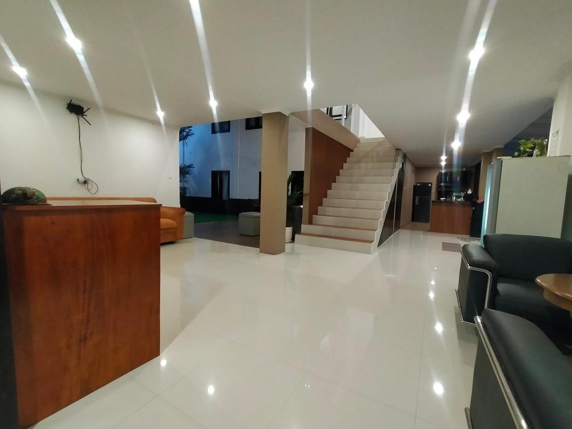 Carstenzs Home Kuta Kuta Lombok Exterior foto
